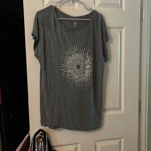 Gray and white casual top